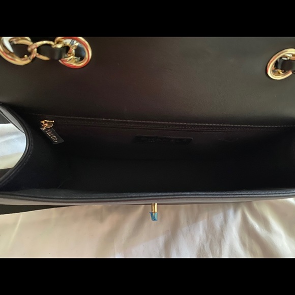 Chanel Chevron Flap Bag - Picture 6 of 7